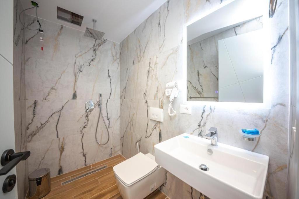 Hesperus Hotel Orikum Ngoại thất bức ảnh