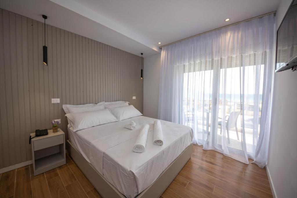 Hesperus Hotel Orikum Ngoại thất bức ảnh